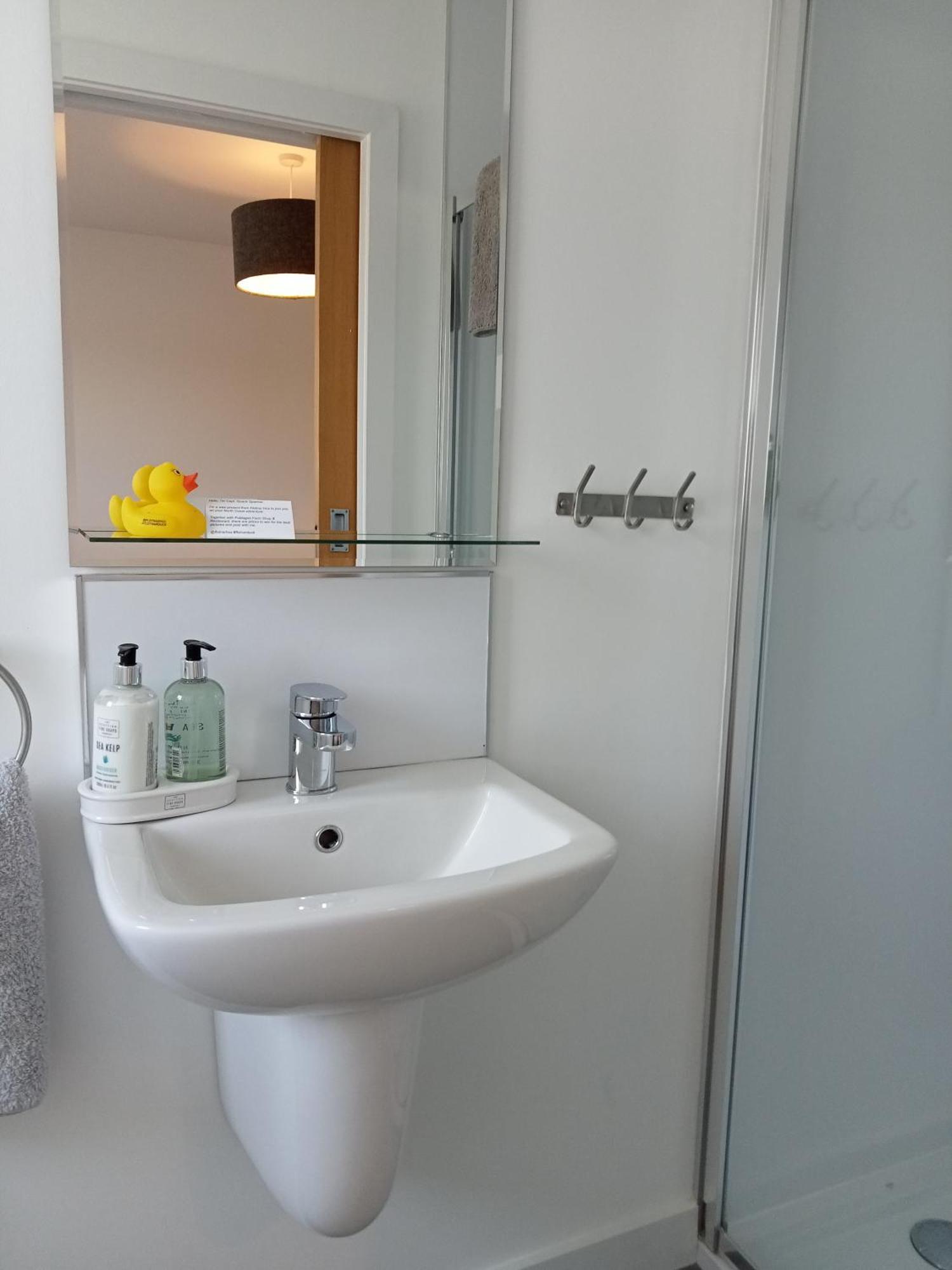 Flotnar Hus - Ensuite Rooms 케이스 객실 사진