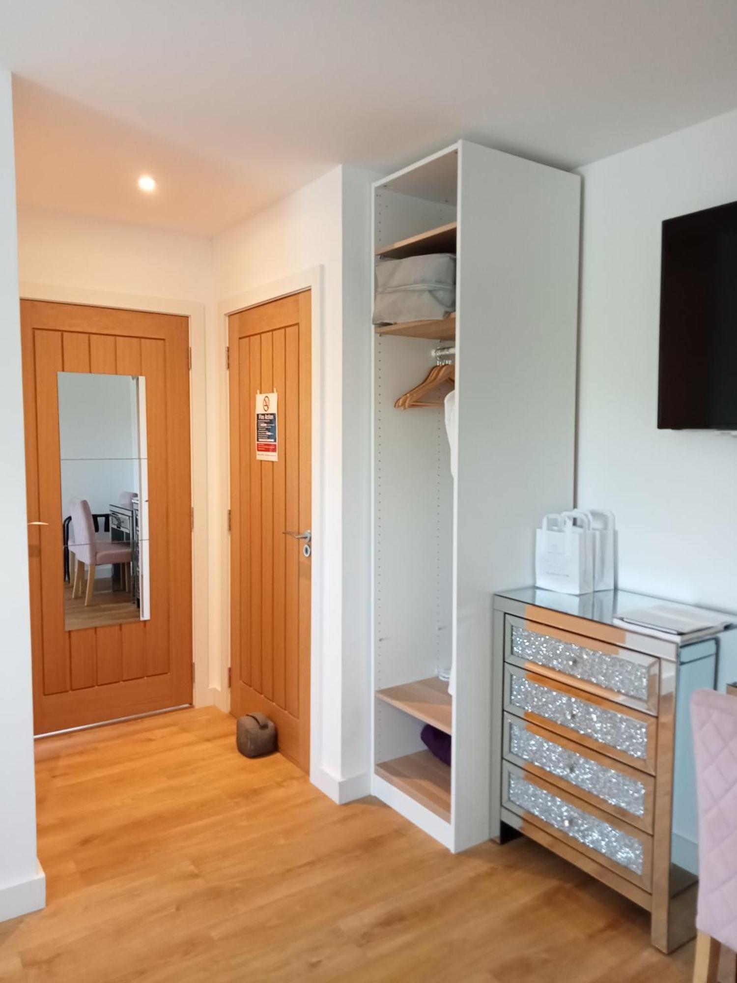 Flotnar Hus - Ensuite Rooms 케이스 외부 사진