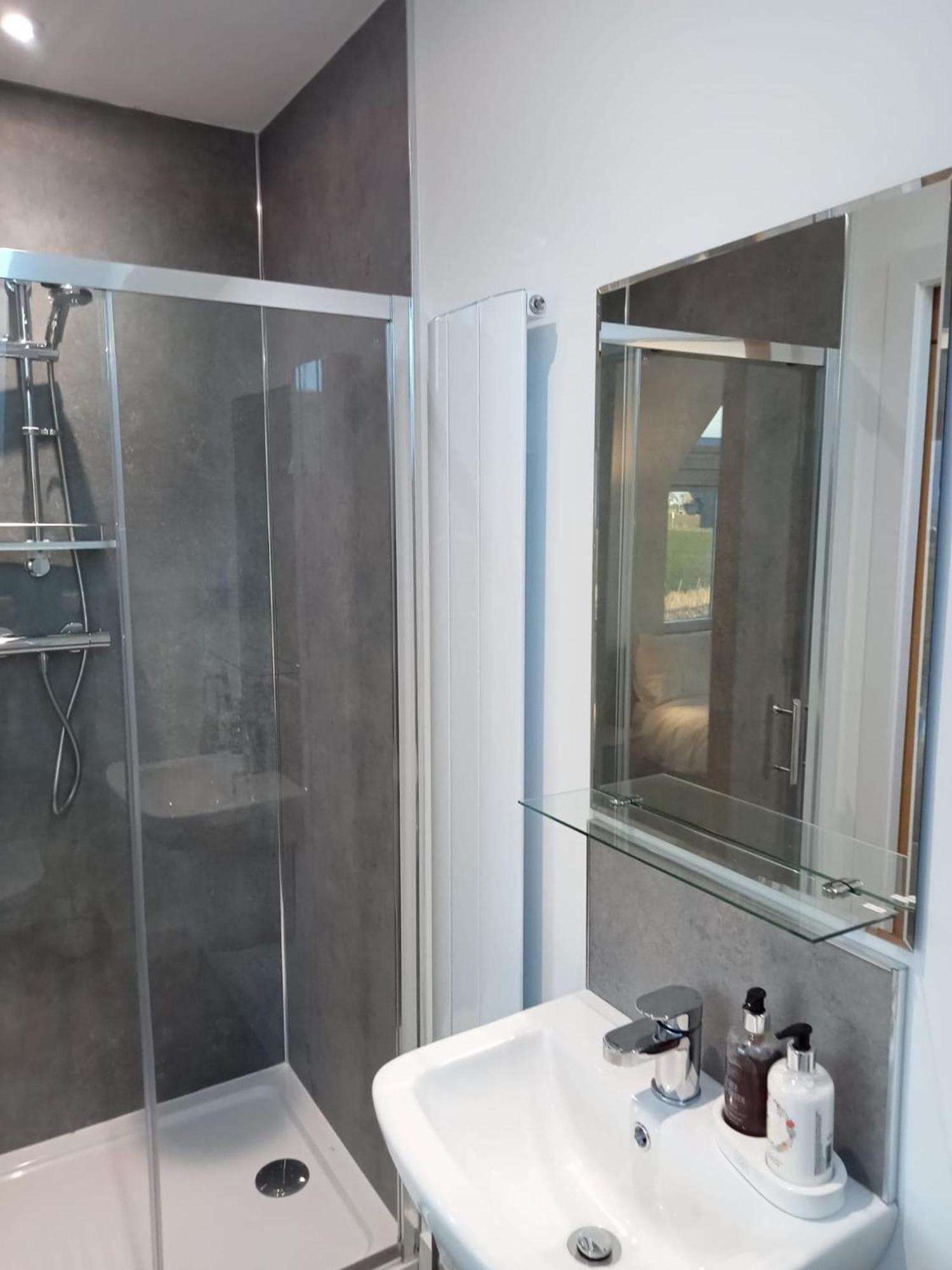 Flotnar Hus - Ensuite Rooms 케이스 객실 사진